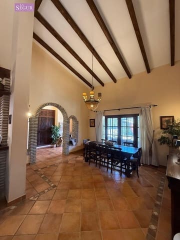 4 soverom Villa til salgs i Conil de la Frontera med svømmebasseng - € 1 300 000 (Ref: 9780489)