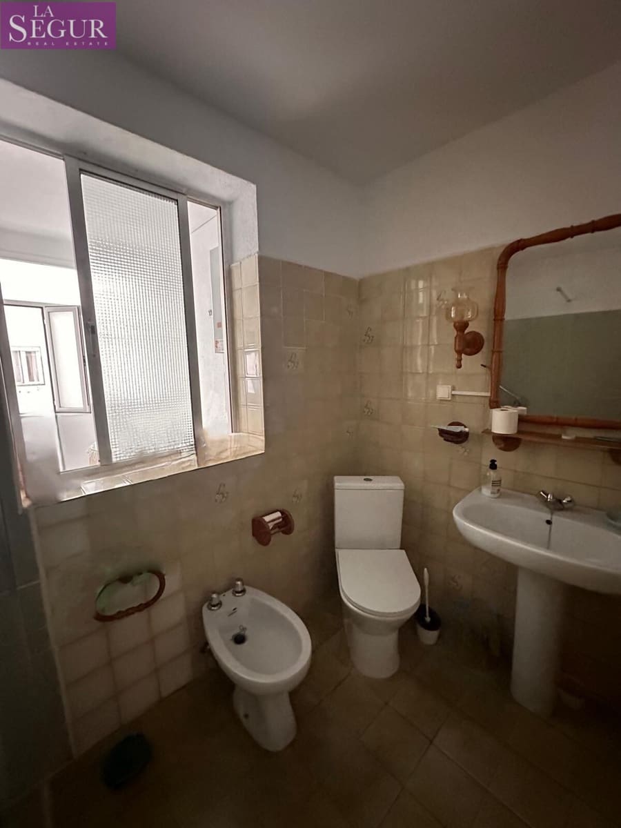 Piso de 4 habitaciones en Cádiz ciudad en venta - 550.000 € (Ref: 9791002)