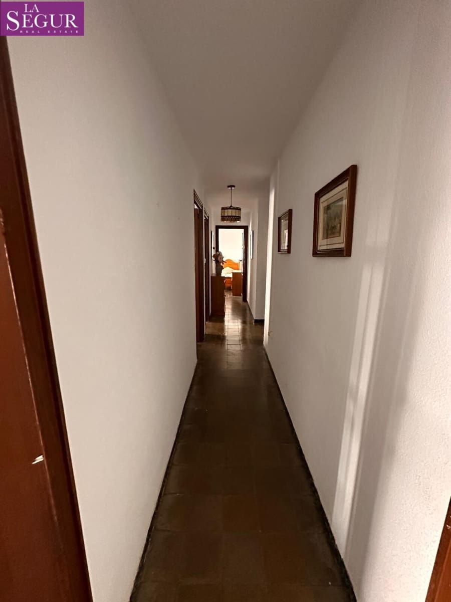 Piso de 4 habitaciones en Cádiz ciudad en venta - 550.000 € (Ref: 9791002)