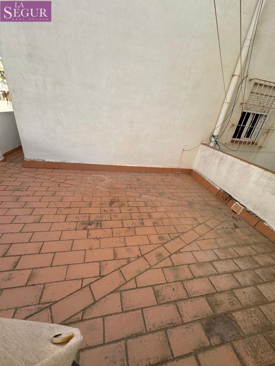 Piso de 4 habitaciones en Cádiz ciudad en venta - 550.000 € (Ref: 9791002)