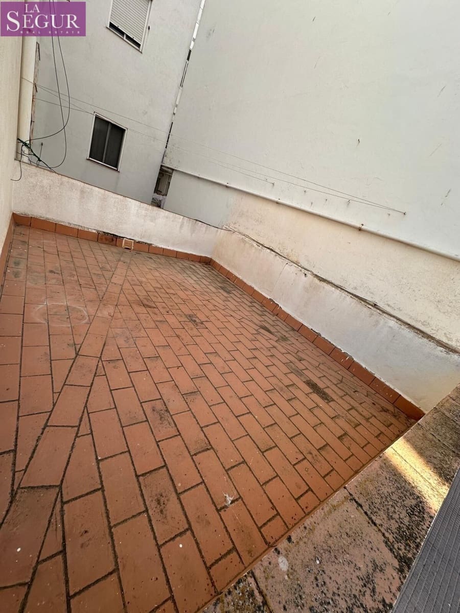 Piso de 4 habitaciones en Cádiz ciudad en venta - 550.000 € (Ref: 9791002)