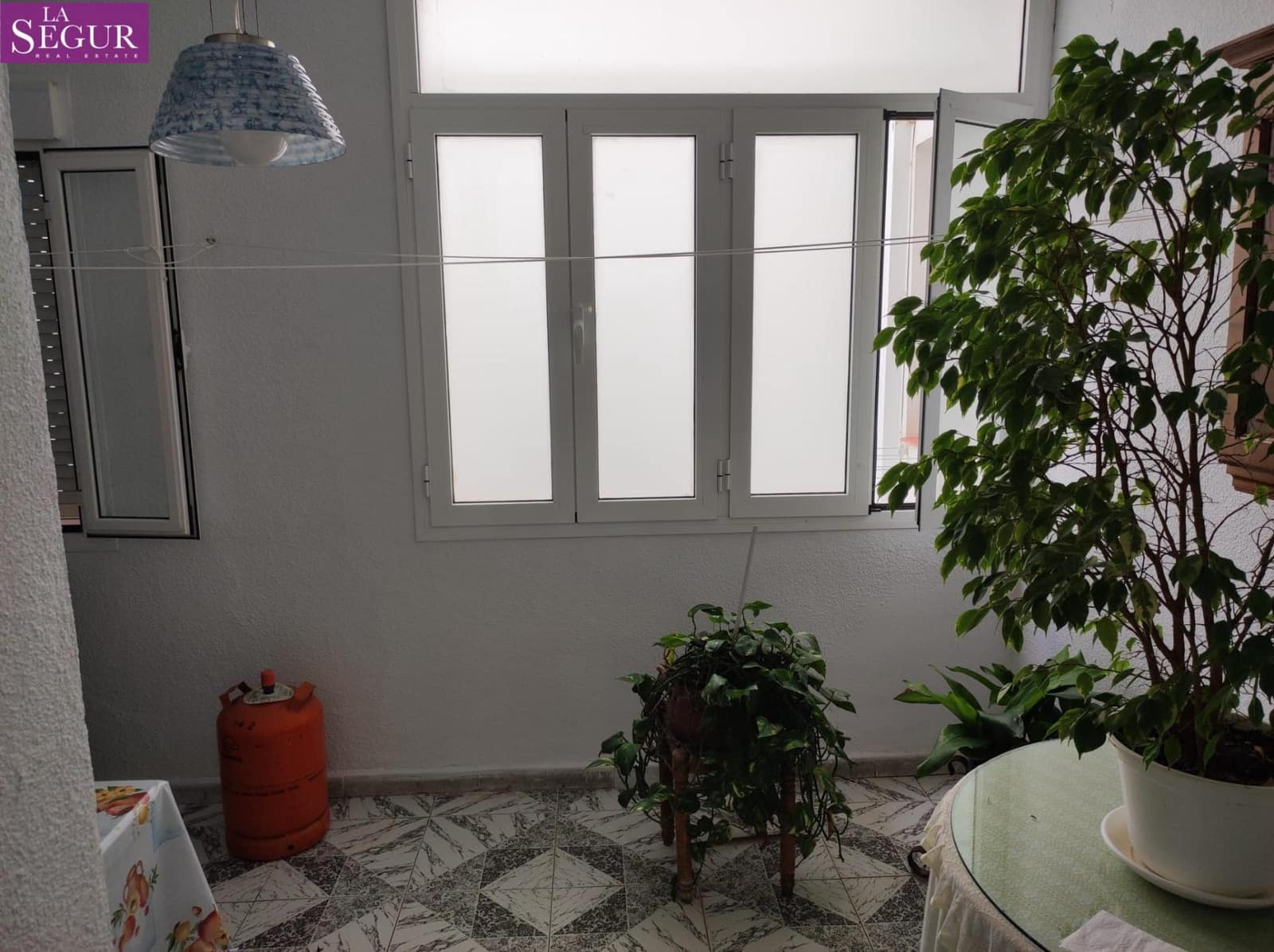 Piso de 4 habitaciones en Cádiz ciudad en venta - 550.000 € (Ref: 9791002)