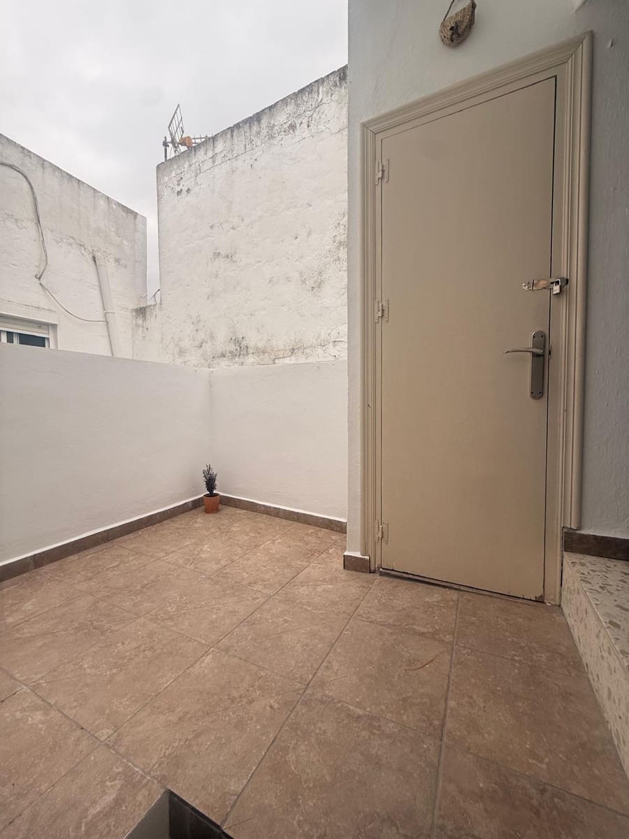 1 bedroom Apartment for sale in Vejer de la Frontera - € 150,000 (Ref: 9797033)