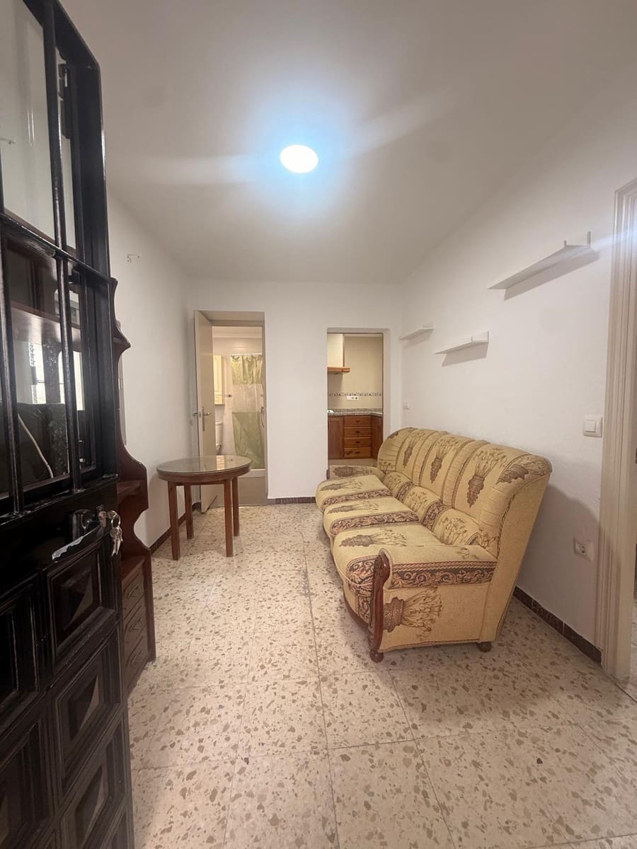 1 bedroom Apartment for sale in Vejer de la Frontera - € 150,000 (Ref: 9797033)