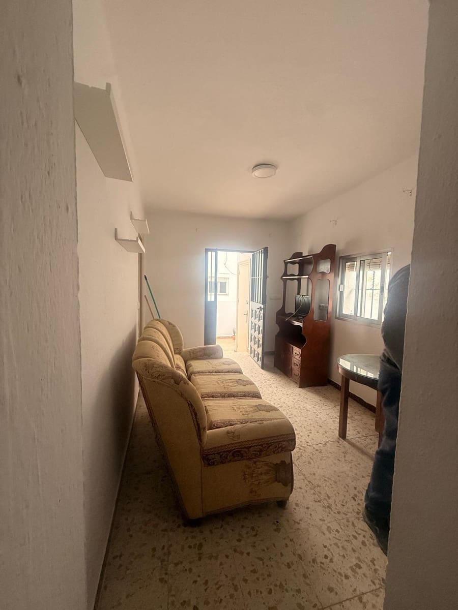 1 bedroom Apartment for sale in Vejer de la Frontera - € 150,000 (Ref: 9797033)