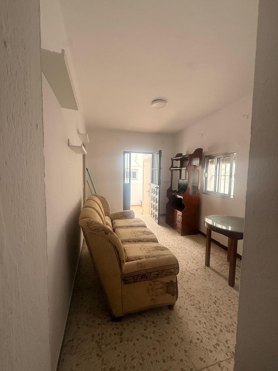 1 bedroom Apartment for sale in Vejer de la Frontera - € 150,000 (Ref: 9797033)