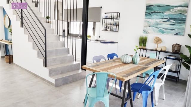 4 chambre Villa/Maison à vendre à Conil de la Frontera avec piscine - 1 030 000 € (Ref: 9797034)