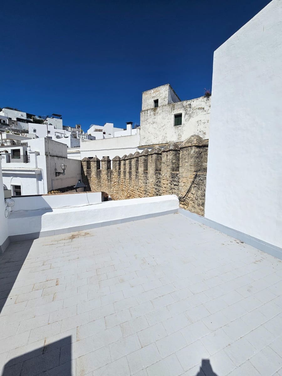 7 bedroom Townhouse for sale in Vejer de la Frontera - € 1,100,000 (Ref: 9797035)