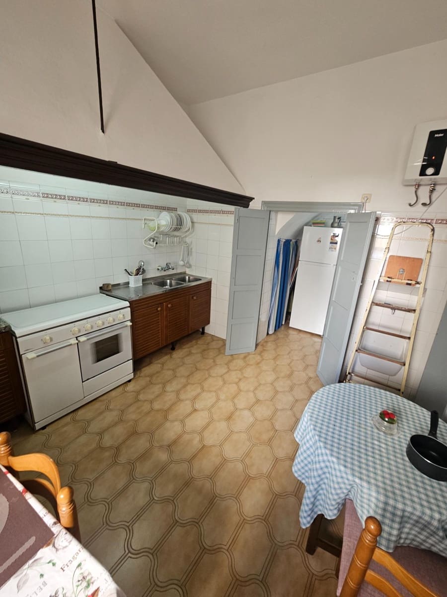 7 bedroom Townhouse for sale in Vejer de la Frontera - € 1,100,000 (Ref: 9797035)