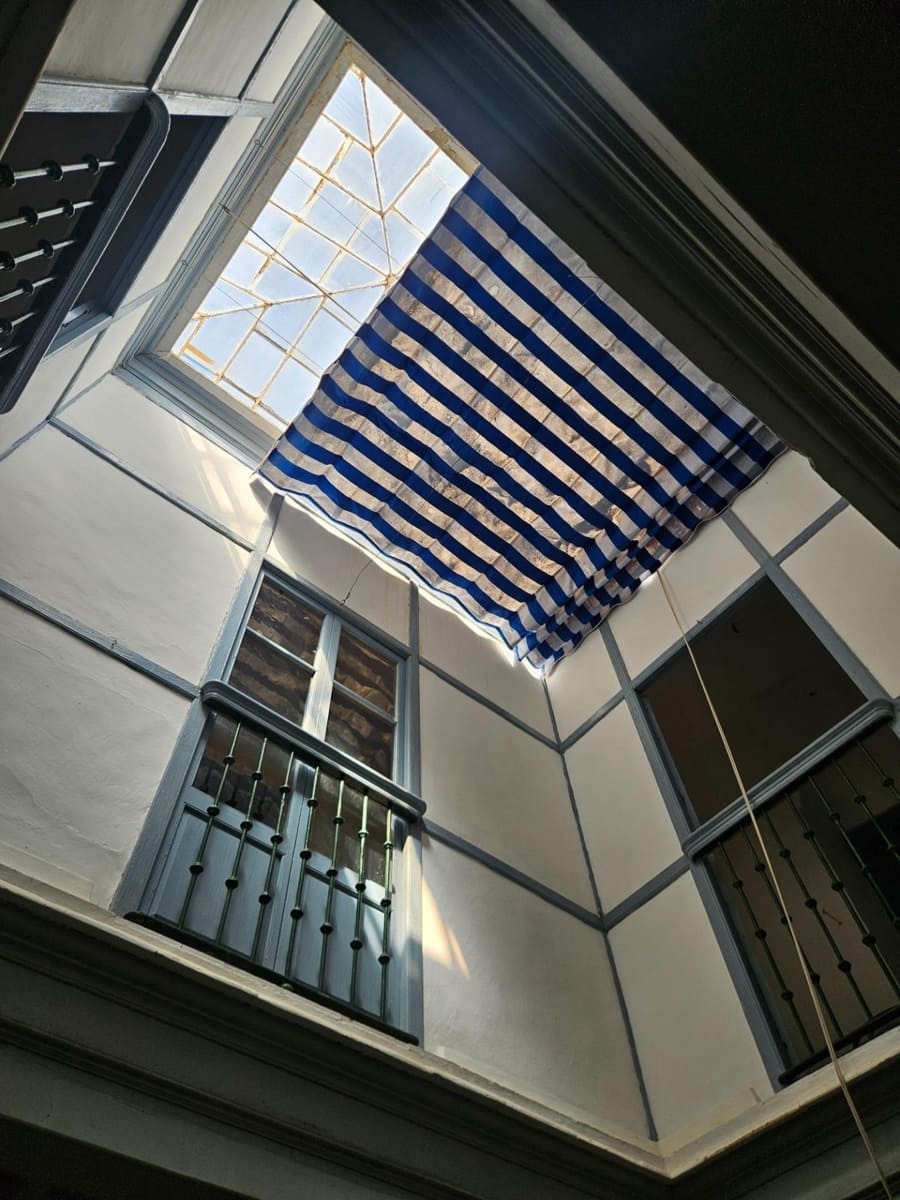 7 bedroom Townhouse for sale in Vejer de la Frontera - € 1,100,000 (Ref: 9797035)