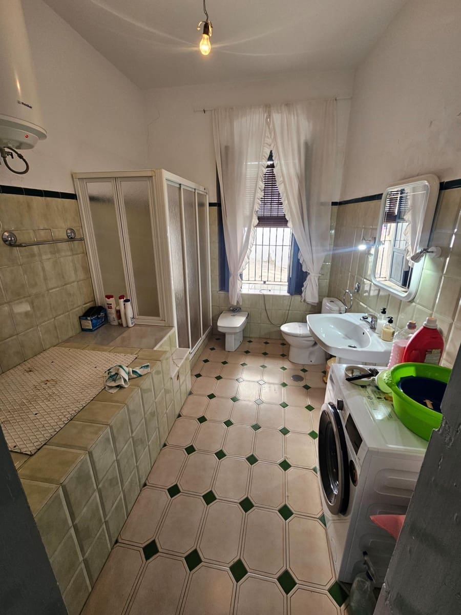 7 bedroom Townhouse for sale in Vejer de la Frontera - € 1,100,000 (Ref: 9797035)