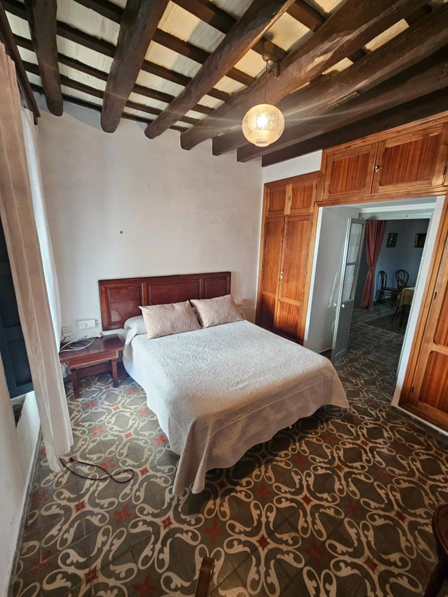 7 bedroom Townhouse for sale in Vejer de la Frontera - € 1,100,000 (Ref: 9797035)