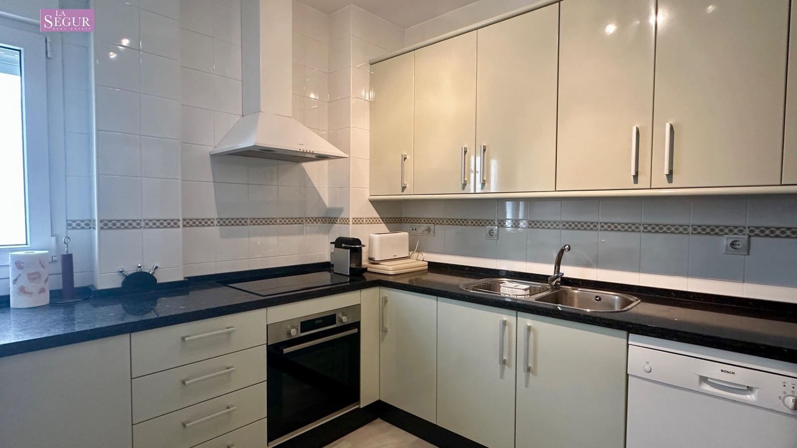 3 sovrum Lägenhet till salu i Conil de la Frontera med garage - 449 000 € (Ref: 9813801)