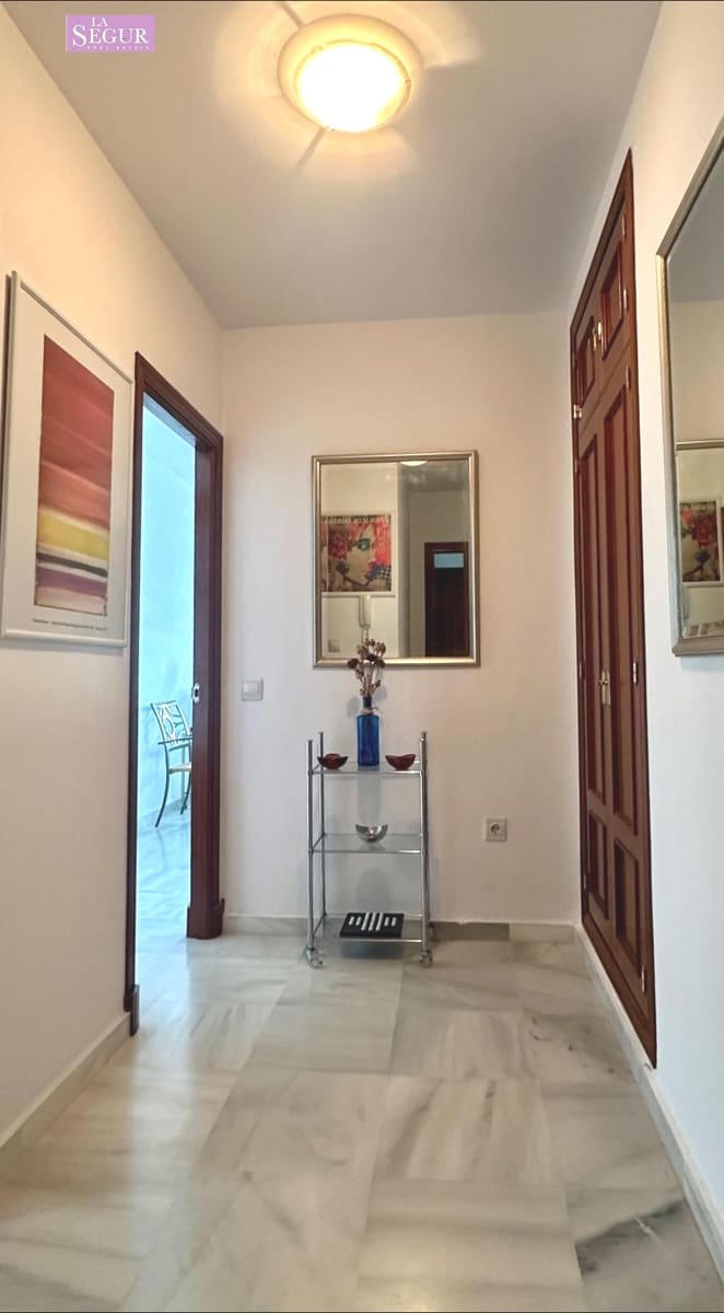 3 bedroom Flat for sale in Conil de la Frontera with garage - € 449,000 (Ref: 9813801)