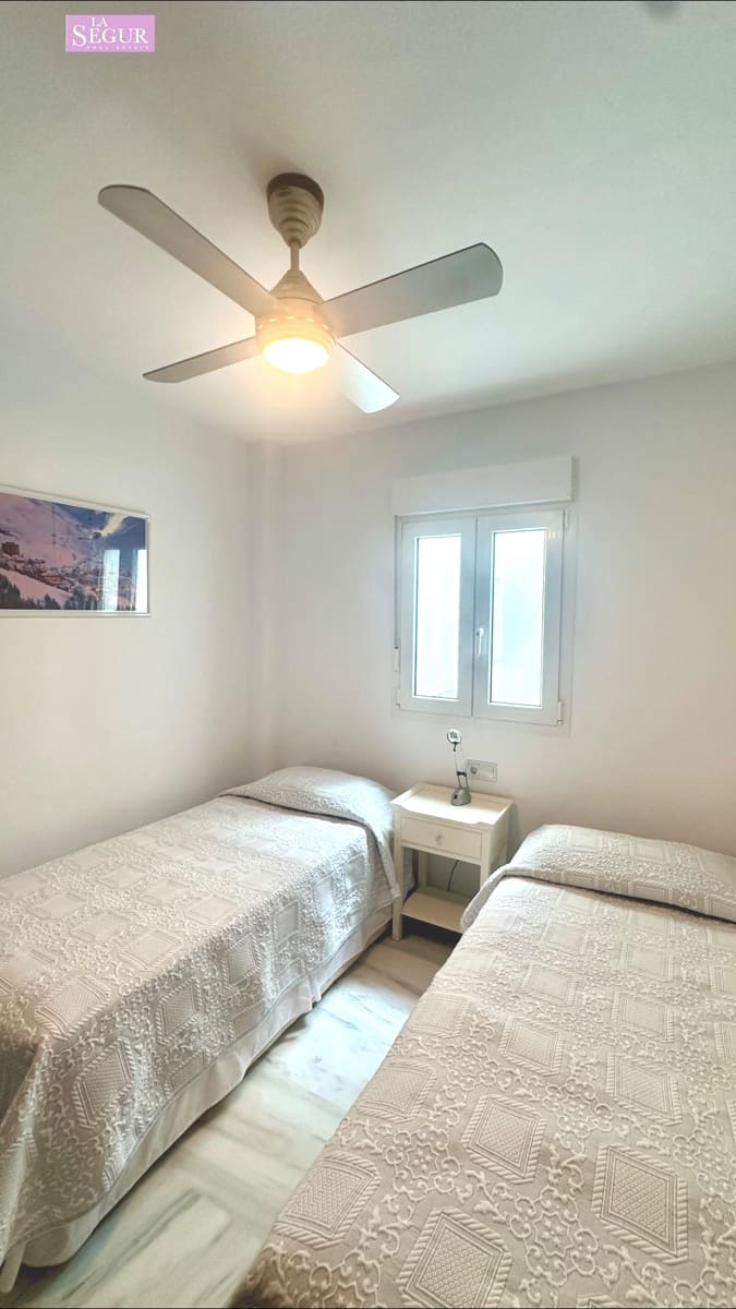3 bedroom Flat for sale in Conil de la Frontera with garage - € 449,000 (Ref: 9813801)