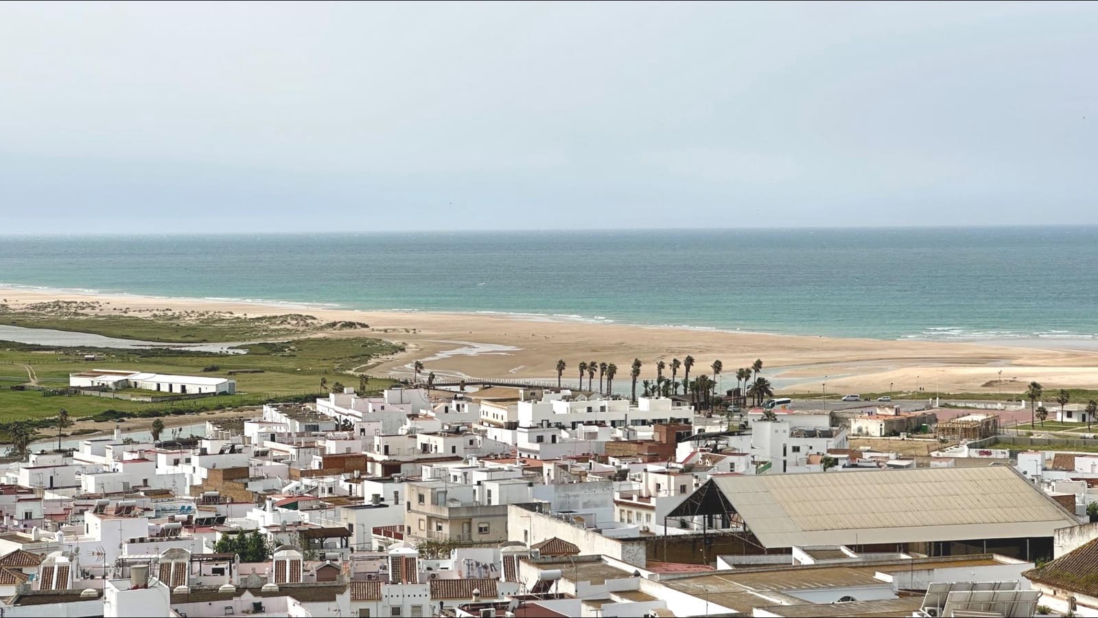 3 bedroom Flat for sale in Conil de la Frontera with garage - € 449,000 (Ref: 9813801)
