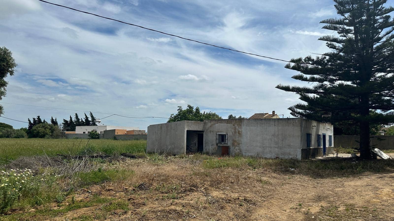 Finca/Country House for sale in Conil de la Frontera - € 350,000 (Ref: 9813802)