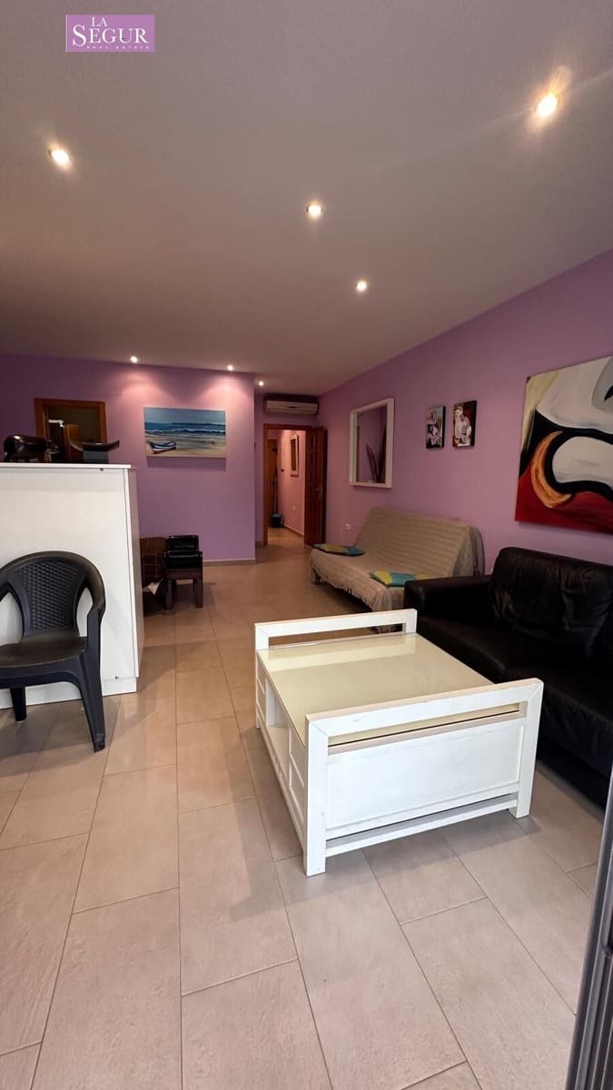 2 bedroom Apartment for sale in Conil de la Frontera with garage - € 595,000 (Ref: 9822856)