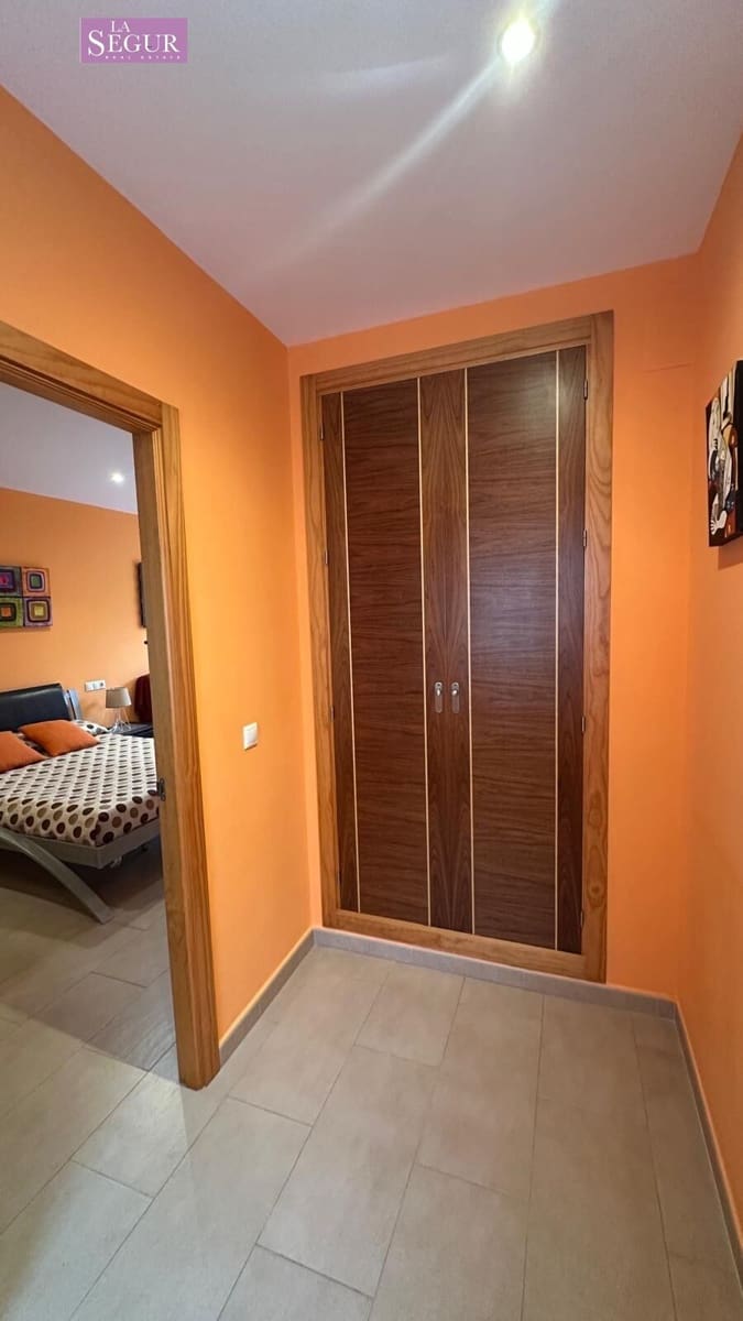 2 bedroom Apartment for sale in Conil de la Frontera with garage - € 595,000 (Ref: 9822856)