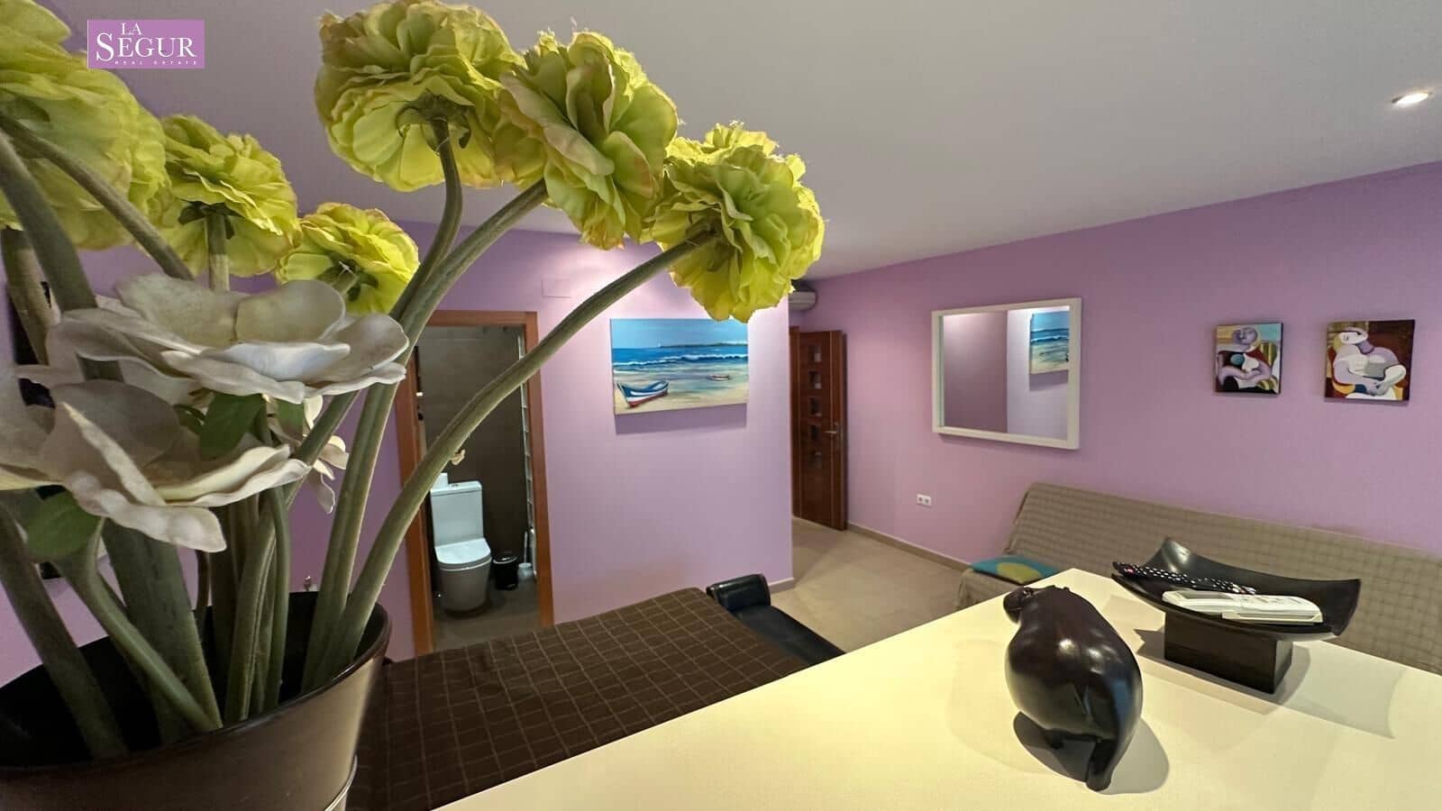 2 bedroom Apartment for sale in Conil de la Frontera with garage - € 595,000 (Ref: 9822856)