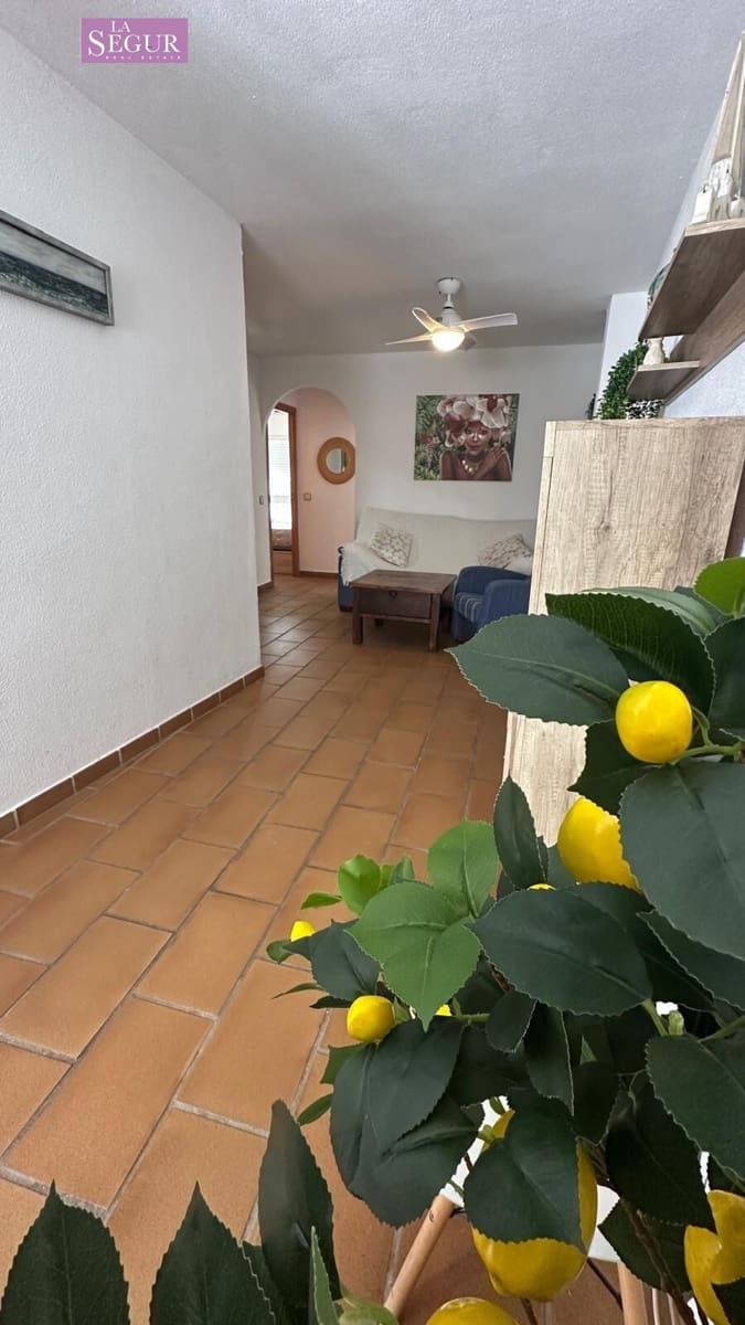 2 bedroom Flat for sale in Conil de la Frontera - € 249,000 (Ref: 9822857)