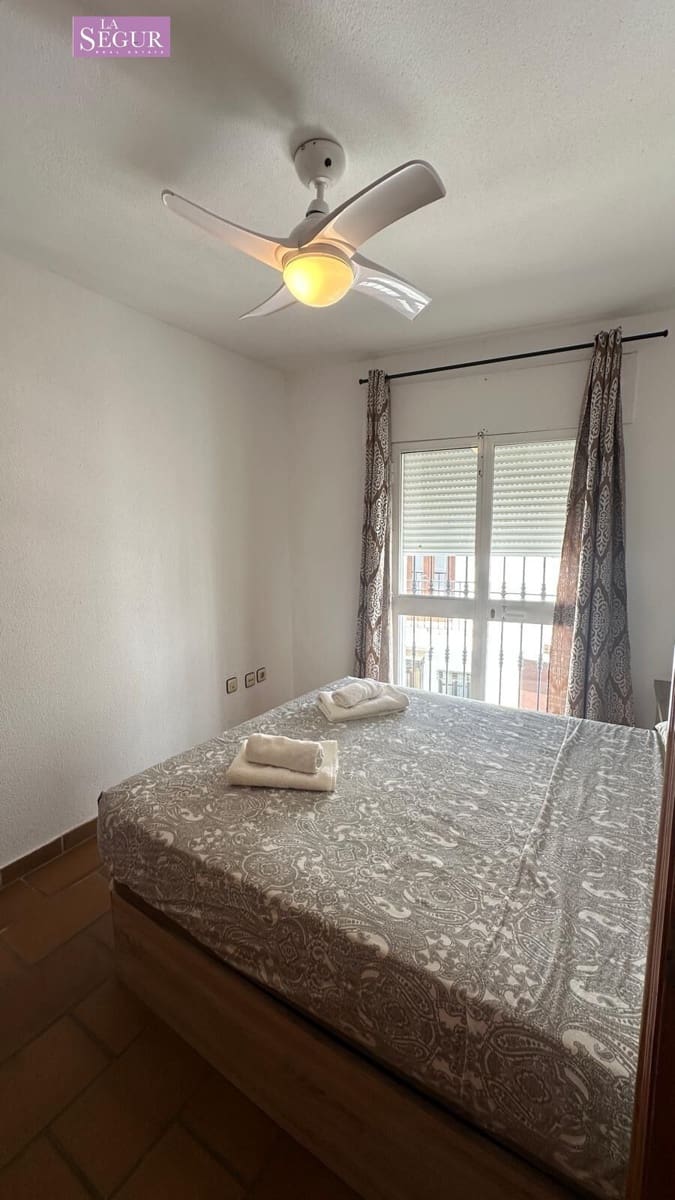 2 bedroom Flat for sale in Conil de la Frontera - € 249,000 (Ref: 9822857)