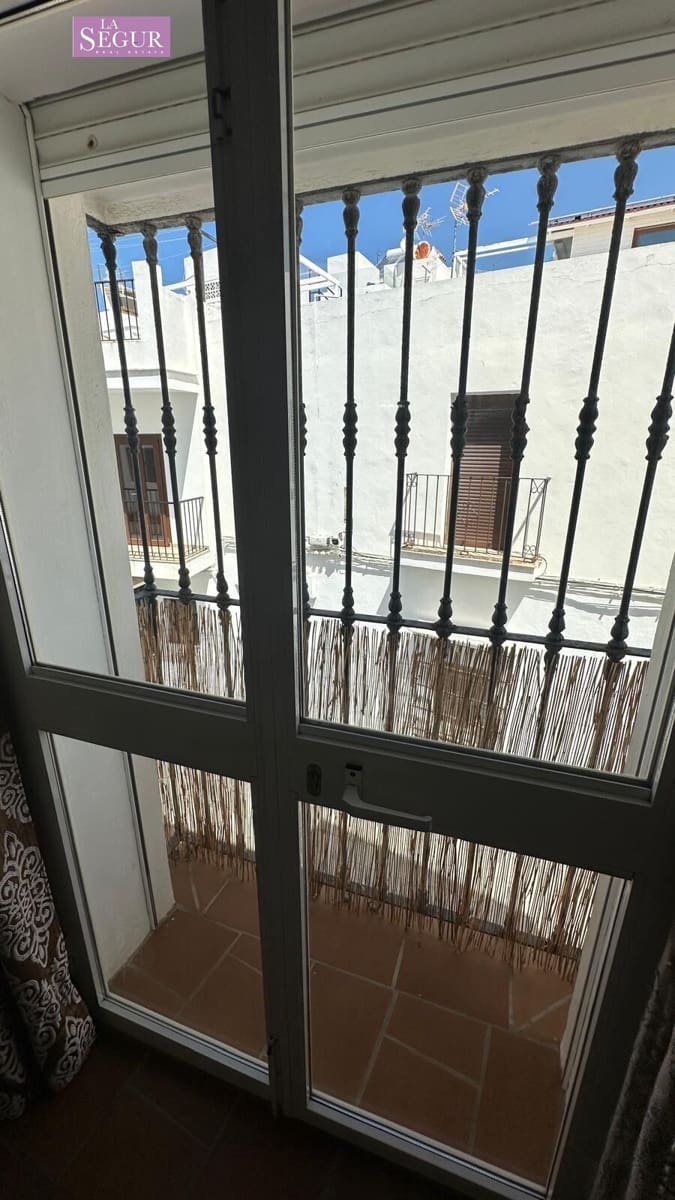 2 bedroom Flat for sale in Conil de la Frontera - € 249,000 (Ref: 9822857)