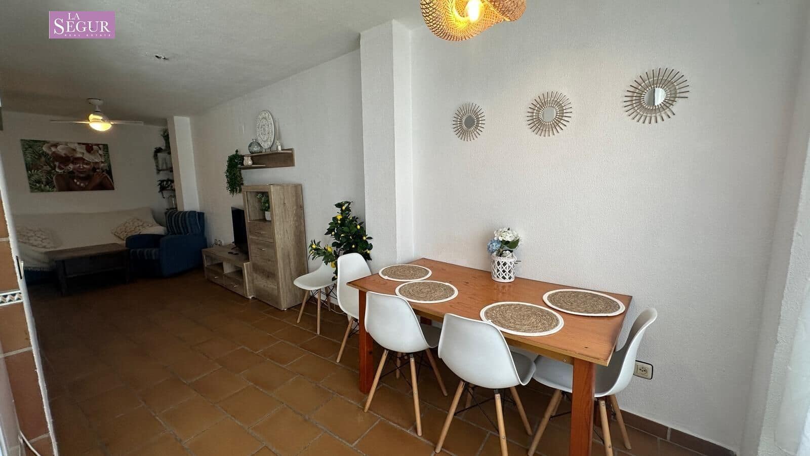 2 bedroom Flat for sale in Conil de la Frontera - € 249,000 (Ref: 9822857)