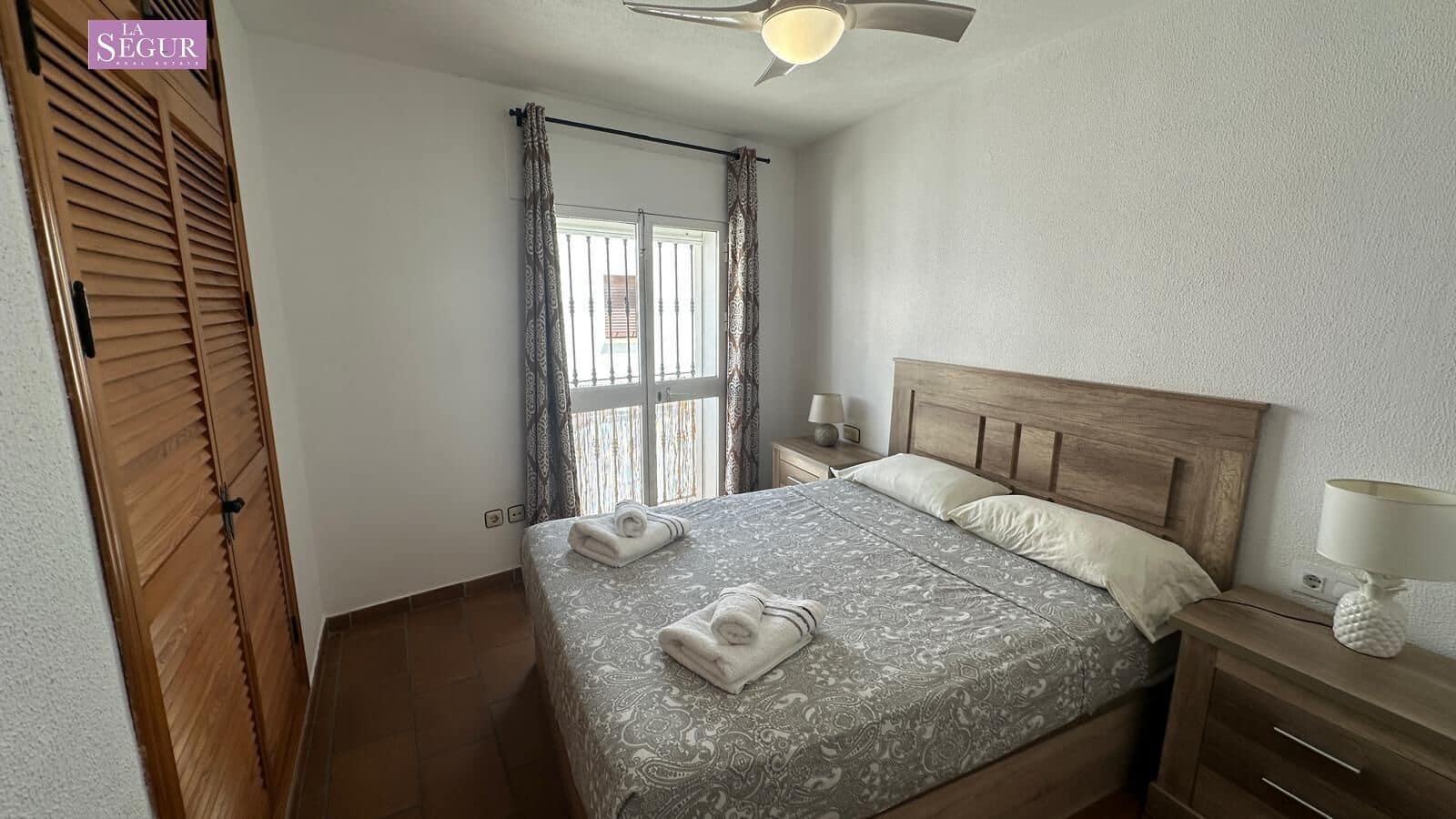 2 bedroom Flat for sale in Conil de la Frontera - € 249,000 (Ref: 9822857)