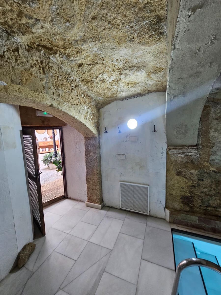 Casa de 7 habitaciones en Vejer de la Frontera en venta - 900.000 € (Ref: 9825201)