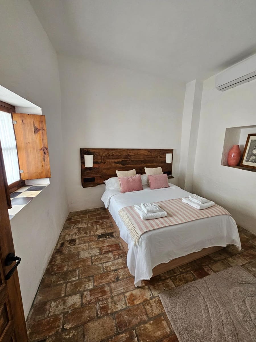 Casa de 7 habitaciones en Vejer de la Frontera en venta - 900.000 € (Ref: 9825201)
