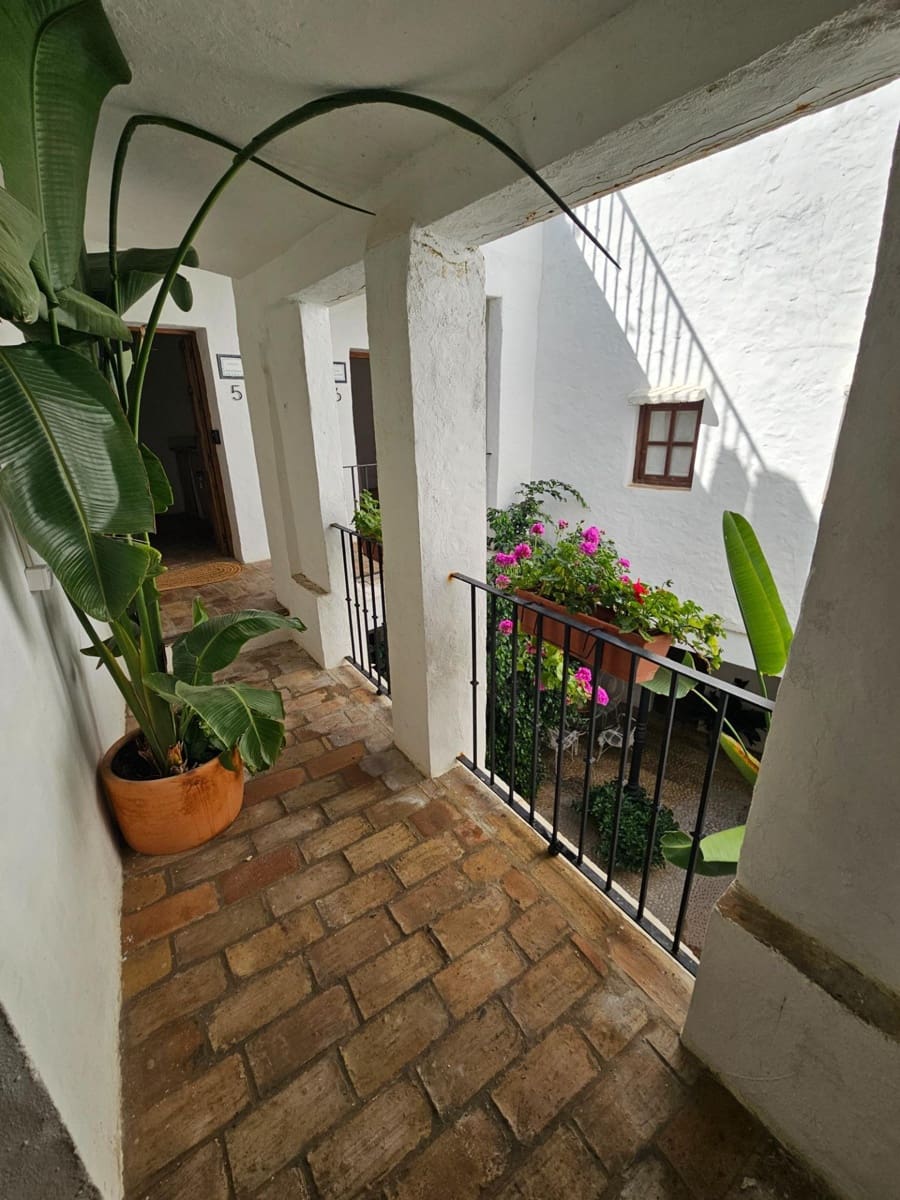 Casa de 7 habitaciones en Vejer de la Frontera en venta - 900.000 € (Ref: 9825201)