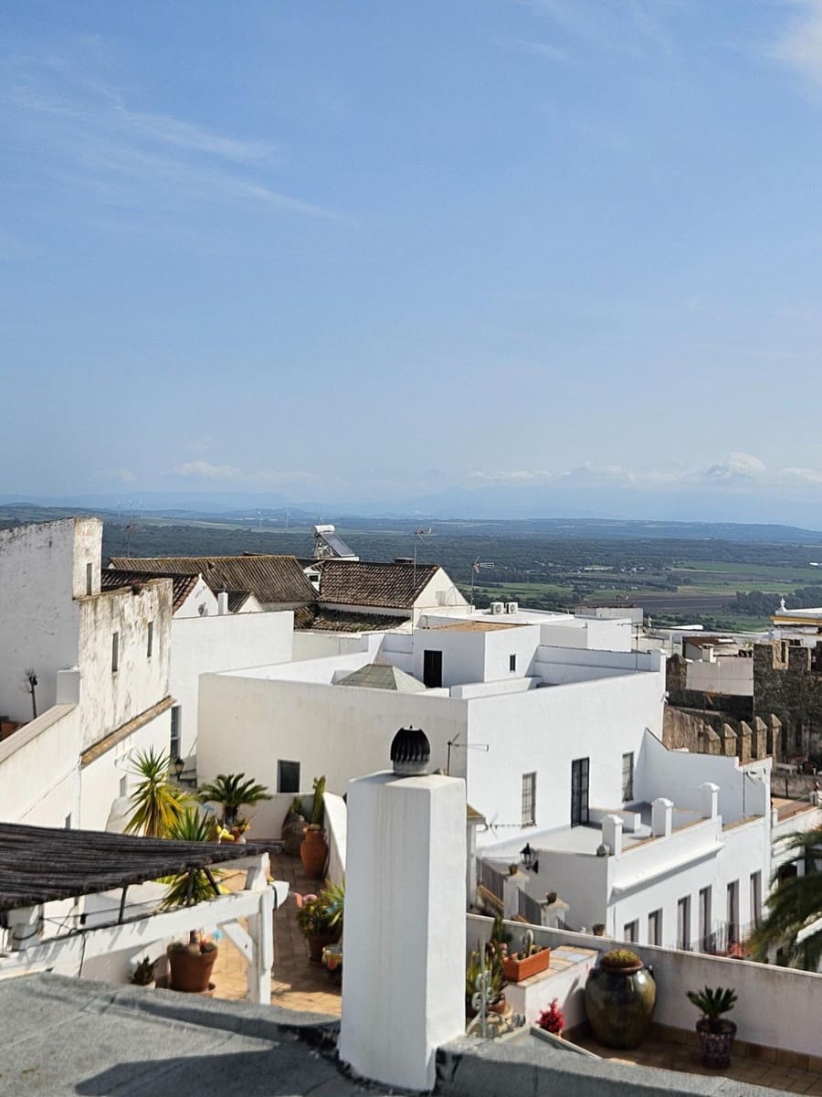 Casa de 7 habitaciones en Vejer de la Frontera en venta - 900.000 € (Ref: 9825201)
