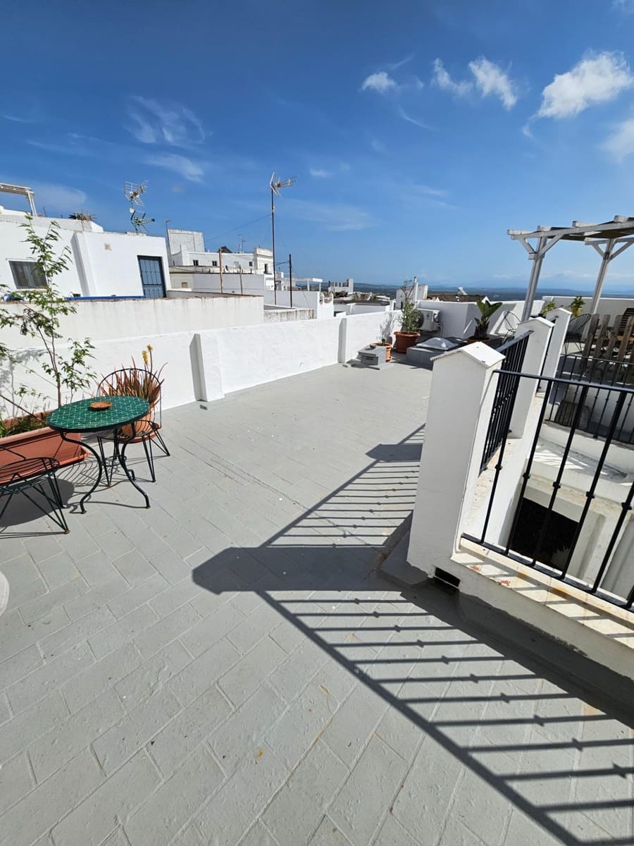 Casa de 7 habitaciones en Vejer de la Frontera en venta - 900.000 € (Ref: 9825201)