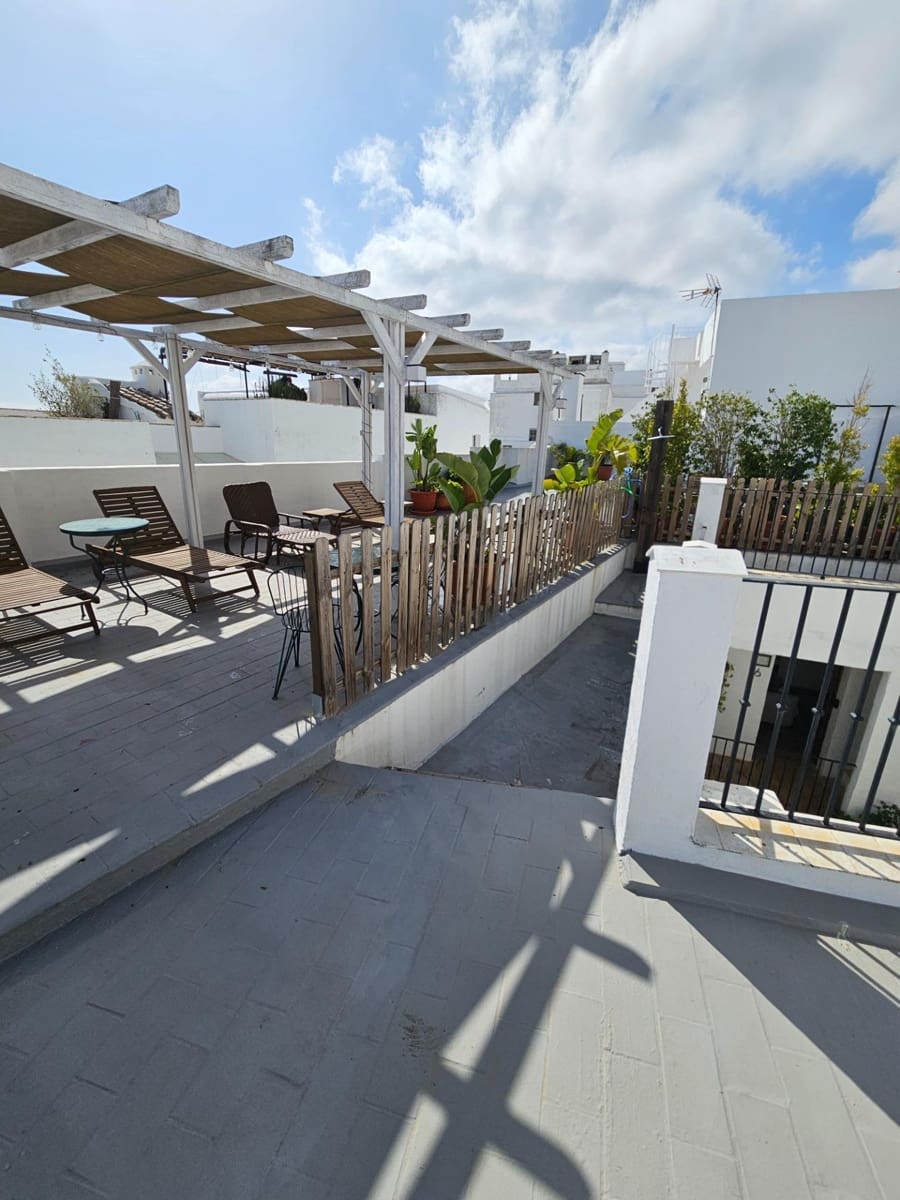 Casa de 7 habitaciones en Vejer de la Frontera en venta - 900.000 € (Ref: 9825201)