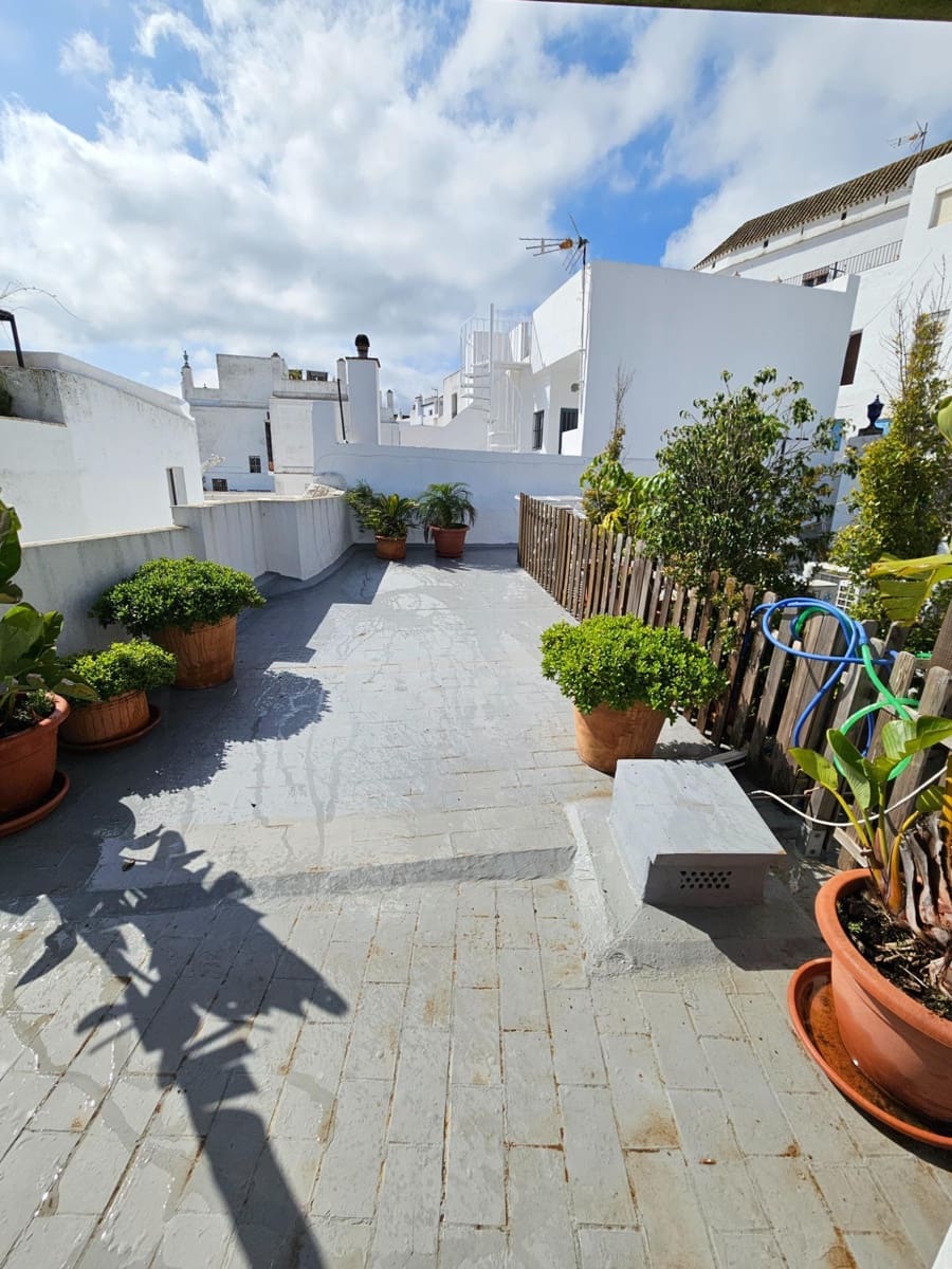 Casa de 7 habitaciones en Vejer de la Frontera en venta - 900.000 € (Ref: 9825201)