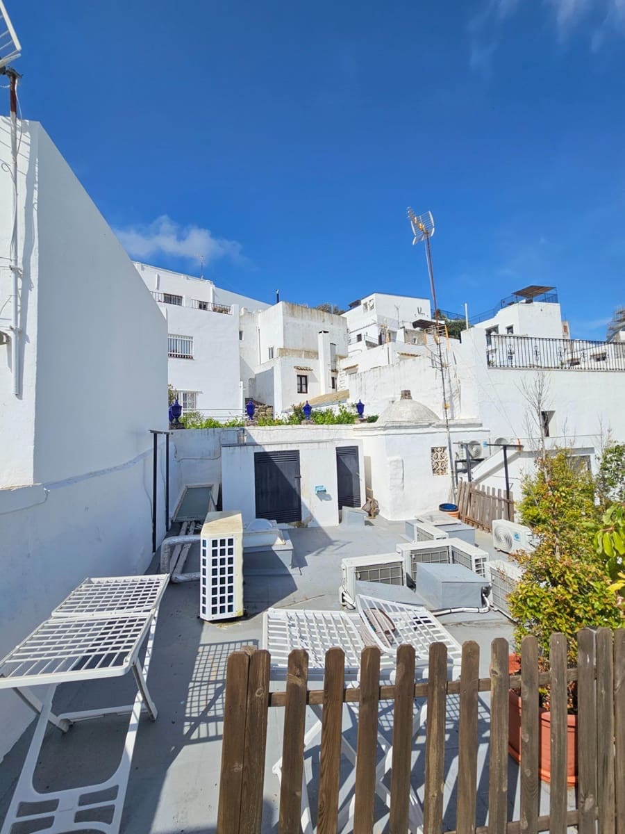 Casa de 7 habitaciones en Vejer de la Frontera en venta - 900.000 € (Ref: 9825201)