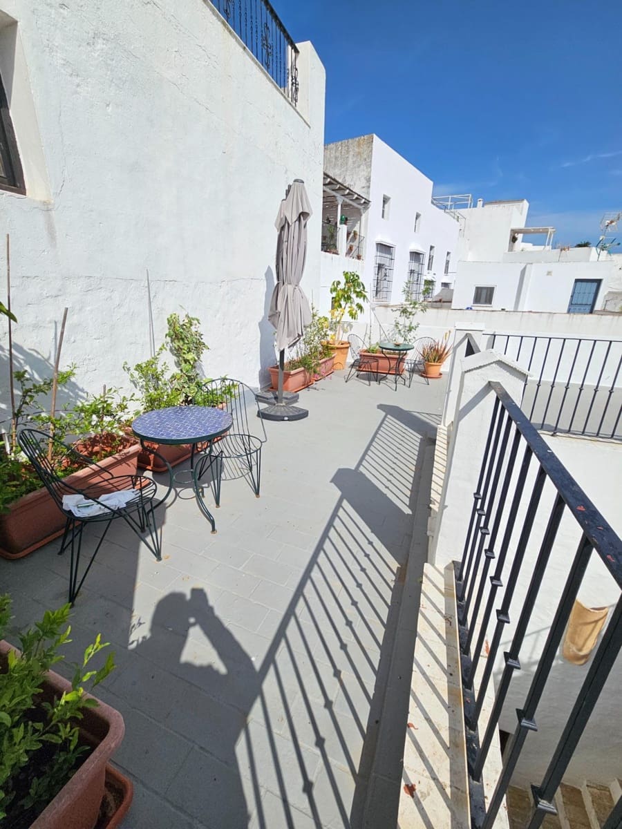 Casa de 7 habitaciones en Vejer de la Frontera en venta - 900.000 € (Ref: 9825201)