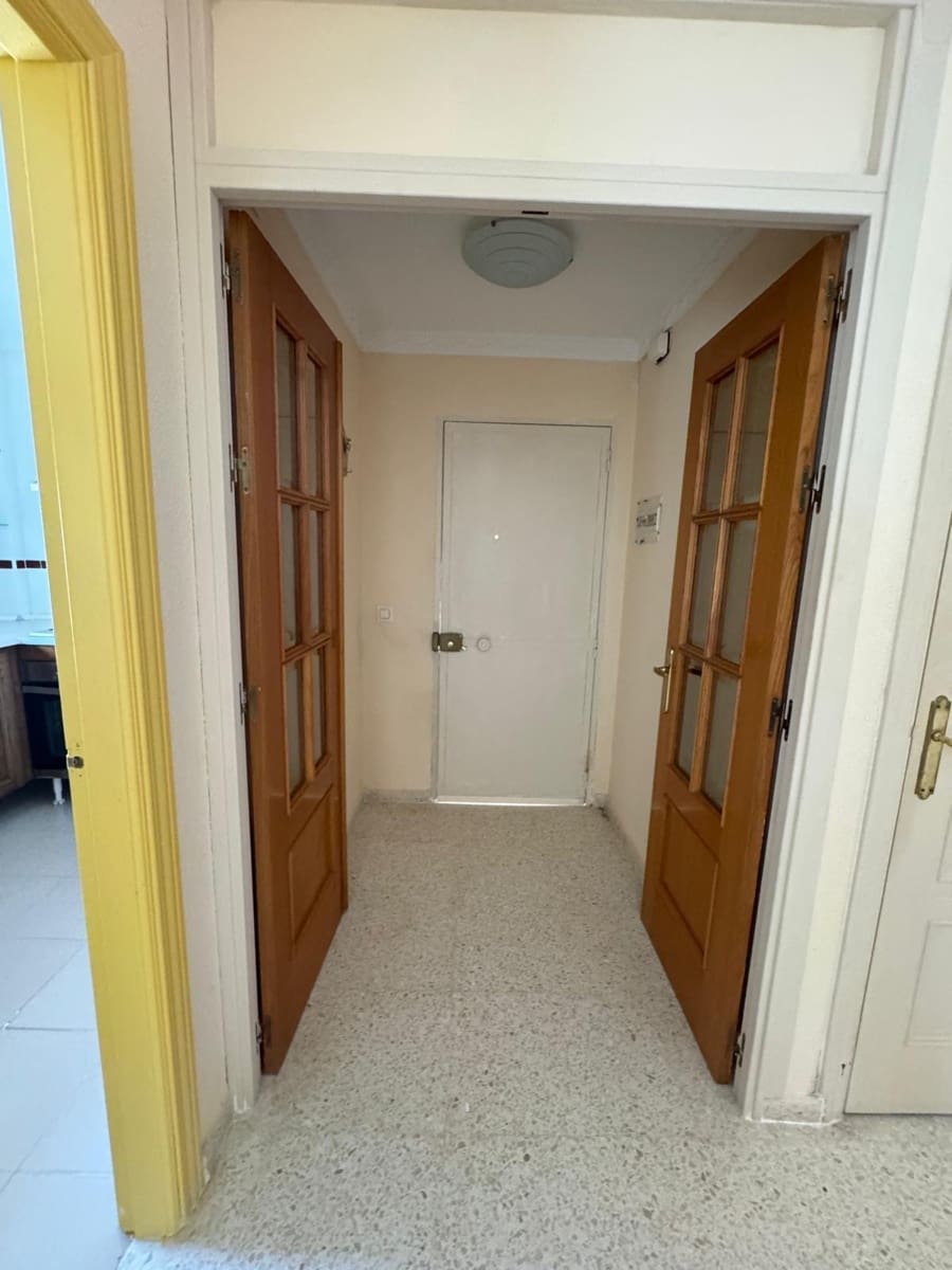 Casa de 2 habitaciones en Medina-Sidonia en alquiler - 650 € (Ref: 9825202)
