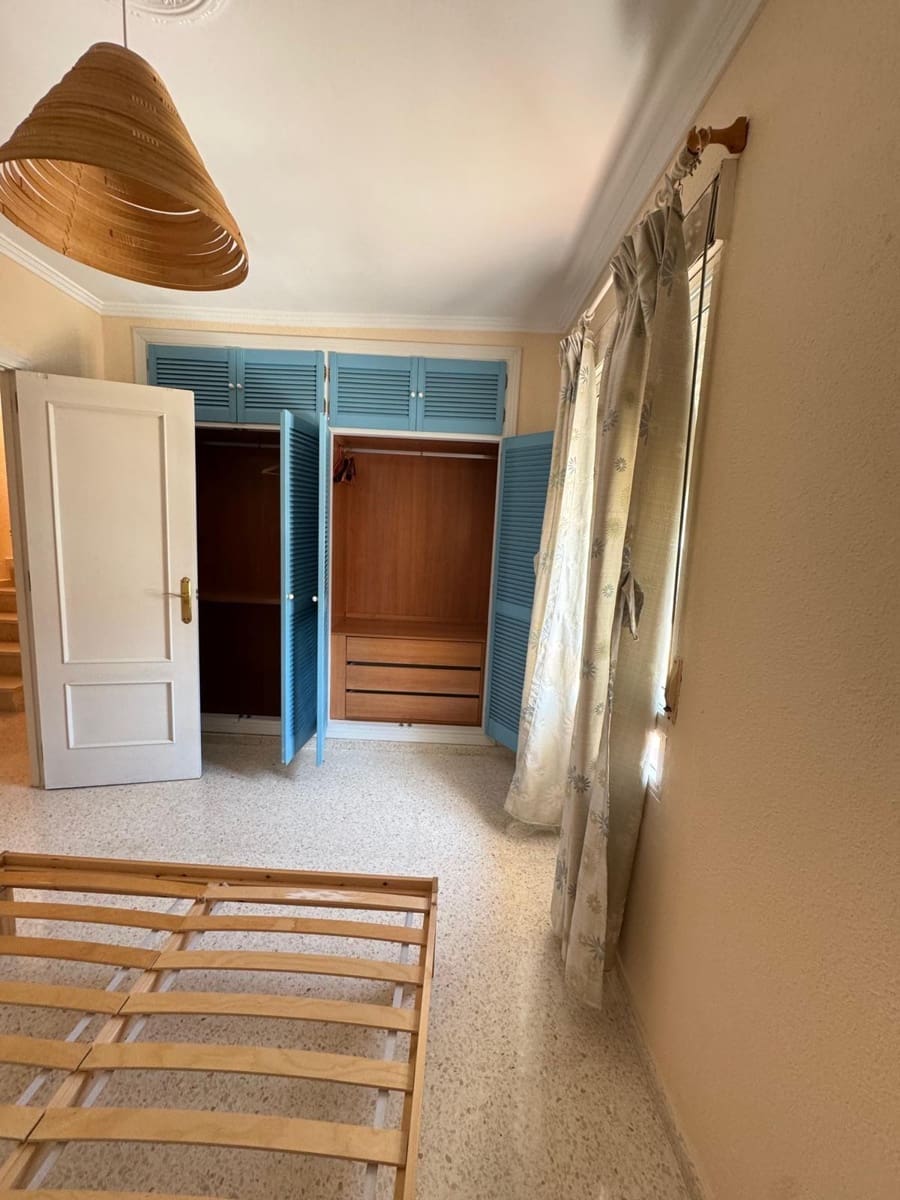 Casa de 2 habitaciones en Medina-Sidonia en alquiler - 650 € (Ref: 9825202)