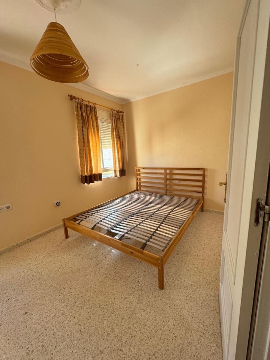 Casa de 2 habitaciones en Medina-Sidonia en alquiler - 650 € (Ref: 9825202)
