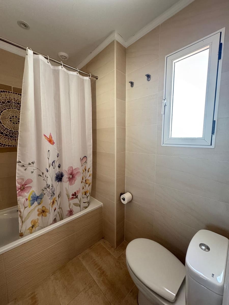 Casa de 2 habitaciones en Medina-Sidonia en alquiler - 650 € (Ref: 9825202)