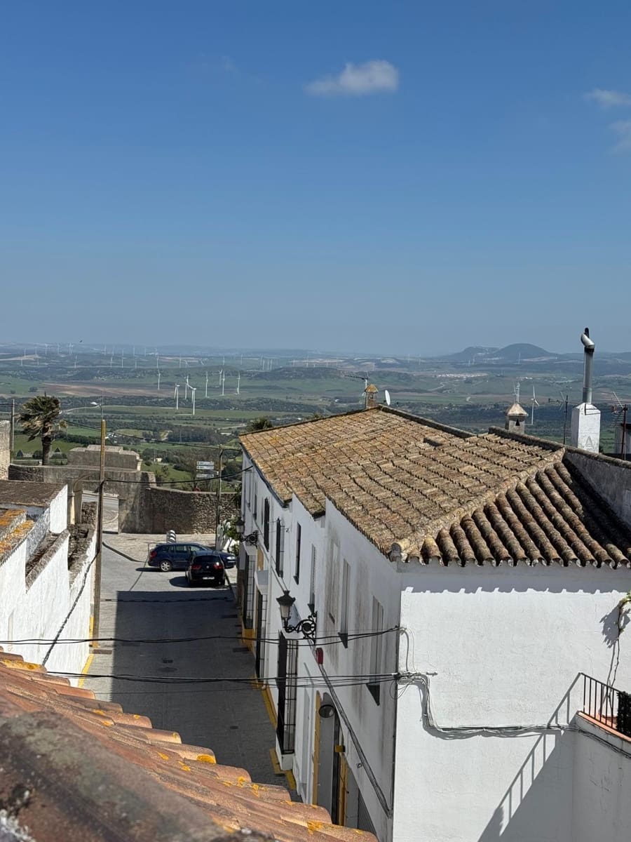 Casa de 2 habitaciones en Medina-Sidonia en alquiler - 650 € (Ref: 9825202)