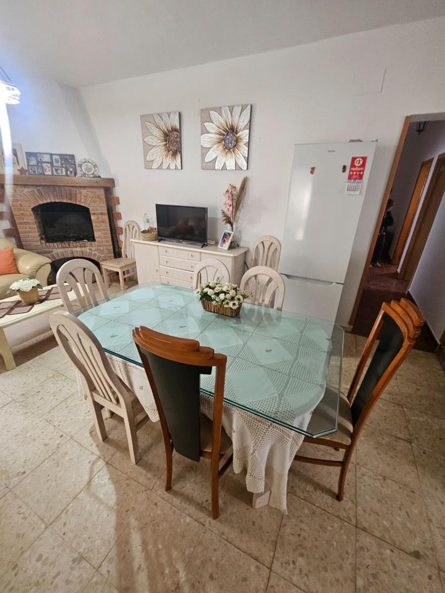 6 bedroom Finca/Country House for sale in Vejer de la Frontera with pool - € 350,000 (Ref: 9829039)