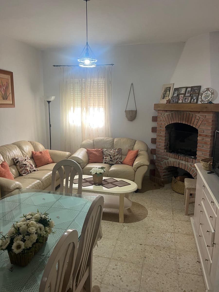 6 bedroom Finca/Country House for sale in Vejer de la Frontera with pool - € 350,000 (Ref: 9829039)