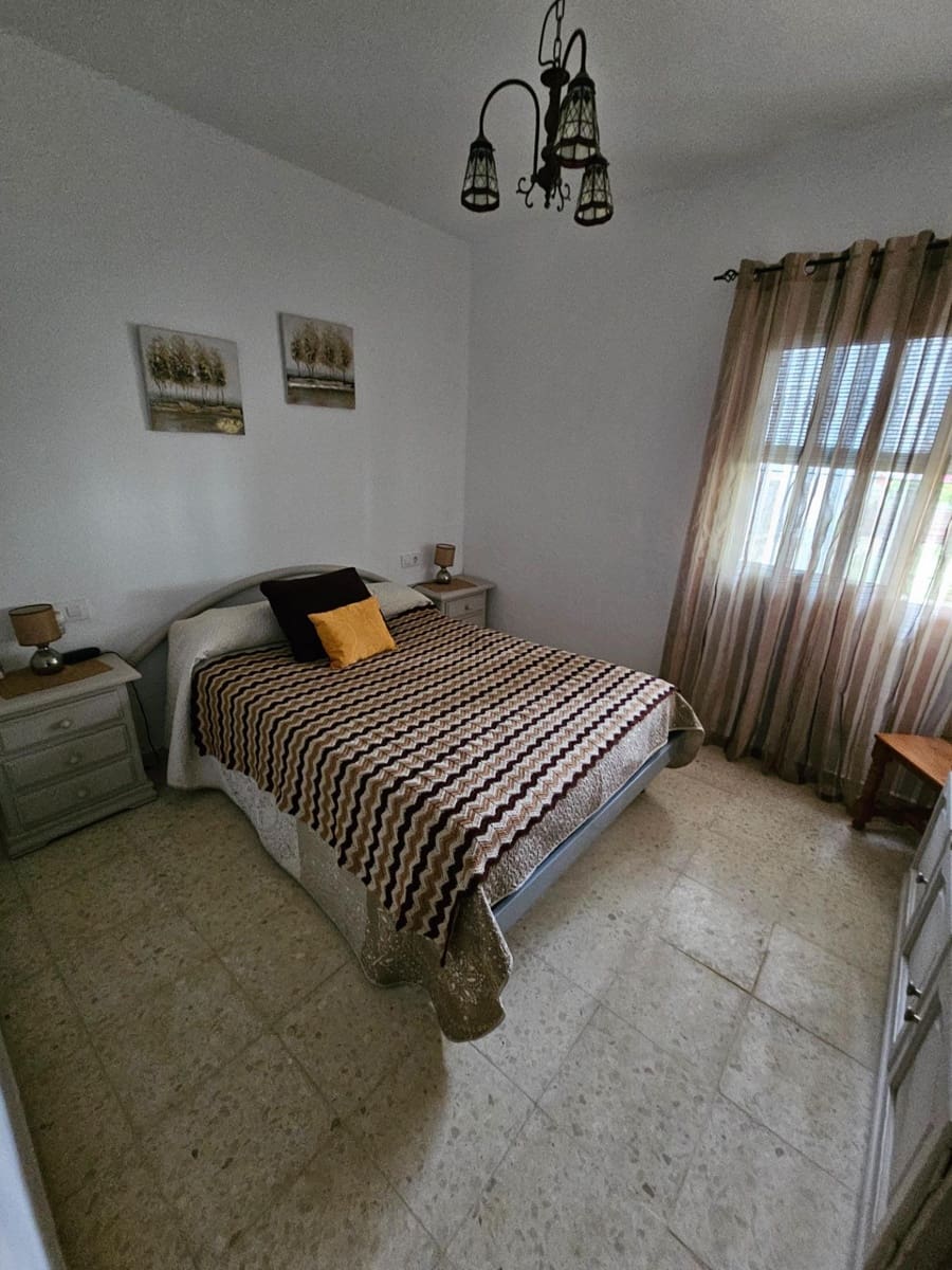 6 bedroom Finca/Country House for sale in Vejer de la Frontera with pool - € 350,000 (Ref: 9829039)
