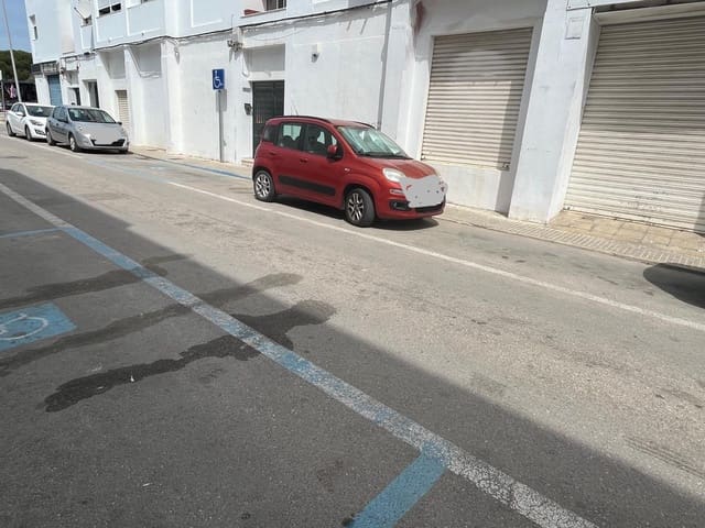 Garage til salg i Barbate - € 30.000 (Ref: 9831308)