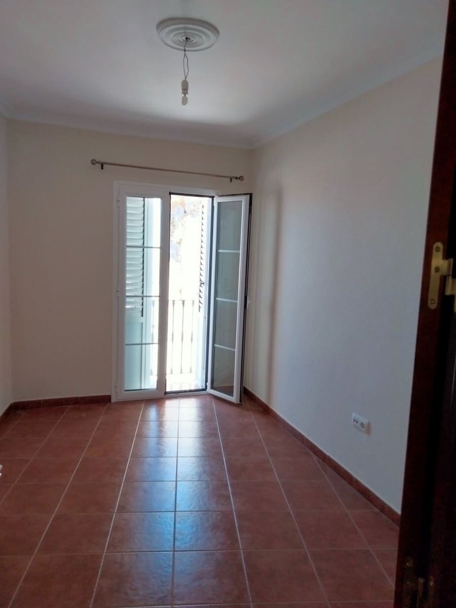 4 makuuhuone Omakotitalo myytävänä paikassa Medina-Sidonia - 245 000 € (Ref: 9833604)