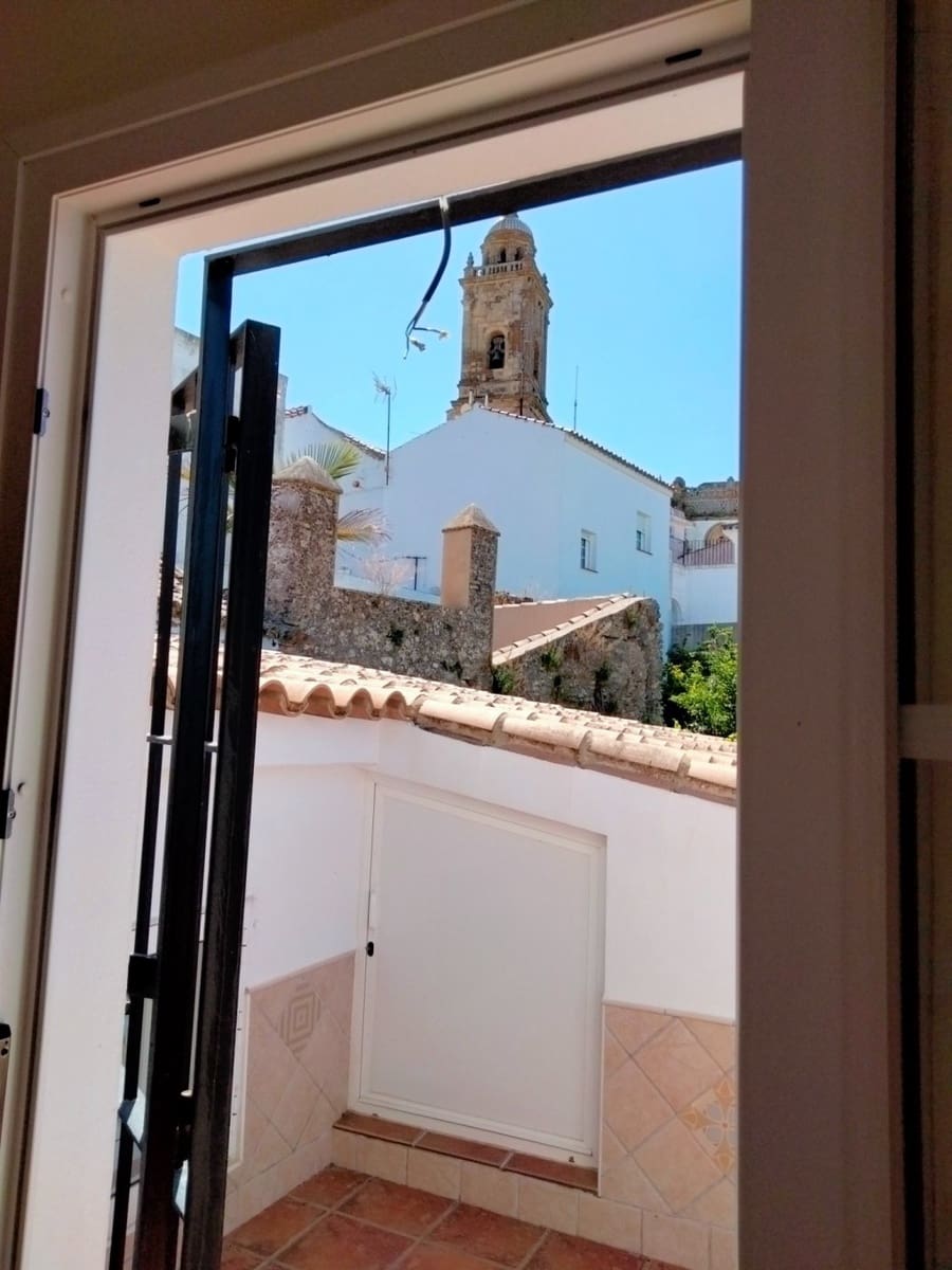 4 makuuhuone Omakotitalo myytävänä paikassa Medina-Sidonia - 245 000 € (Ref: 9833604)