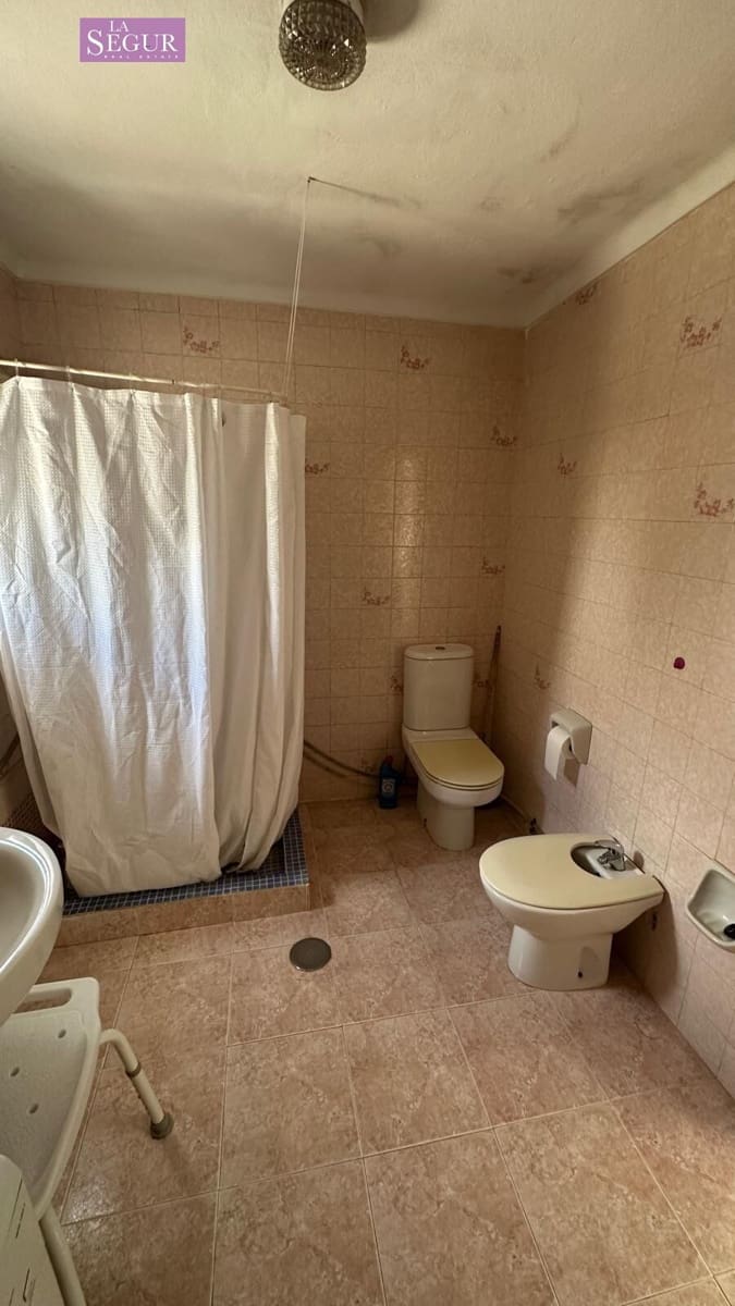 3 sypialnia Finka/Dom wiejski na sprzedaż w Conil de la Frontera - 200 000 € (Ref: 9846182)